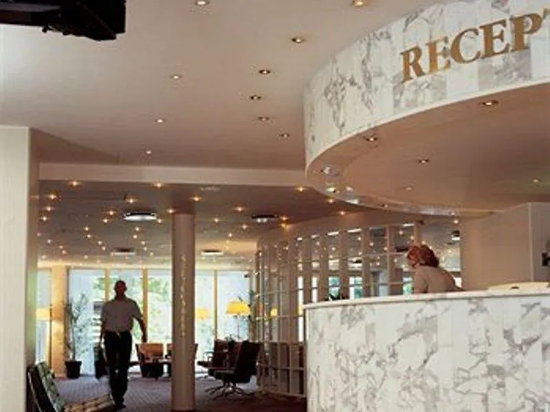 Hotel Comwell Hvide Hus Aalborg 4*,